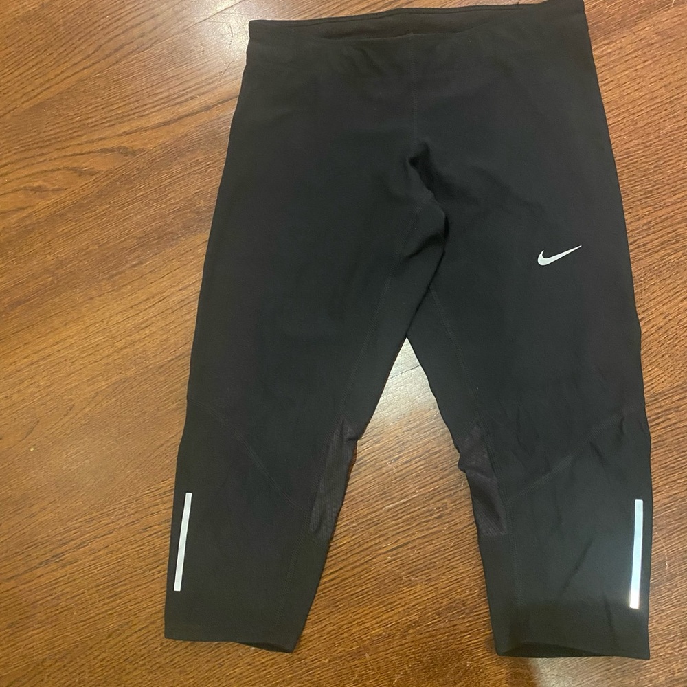 Nike Women's Black running dri-fit capri tights